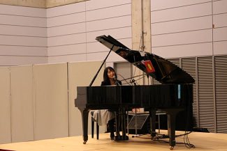 浜田真理子氏コンサート