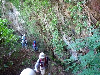 遺跡を目指す