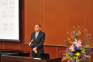 服部学長の挨拶