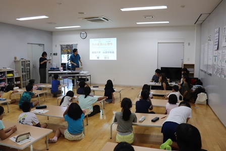 蘭准教授の講演の様子