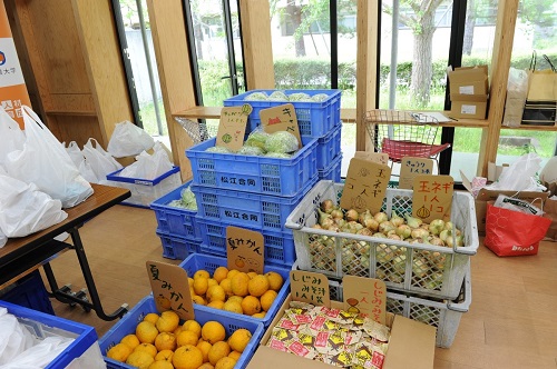 松江市社会福祉協議会からご寄附いただいた野菜など