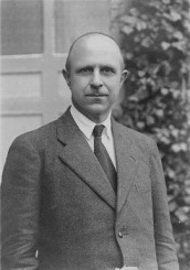 Dr. Fritz Karsch