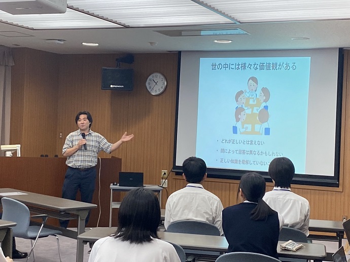 使用する画像2 講義の様子