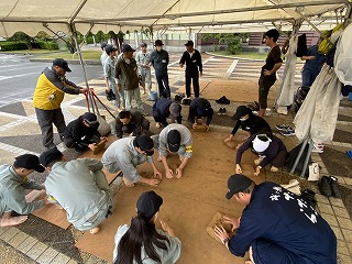 「古代たたら復元操業」の様子