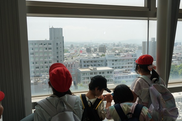 生物資源科学部1号館 最上階からの眺め! 生物資源科学部1号館 最上階からの眺め!