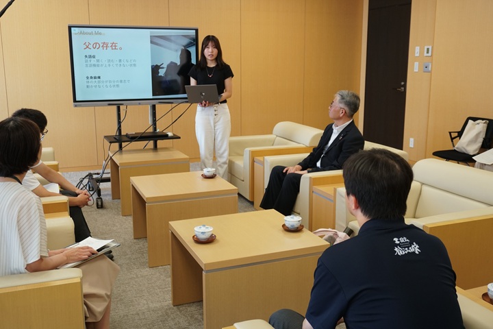 藤原咲歩さん松江市長表敬訪問1