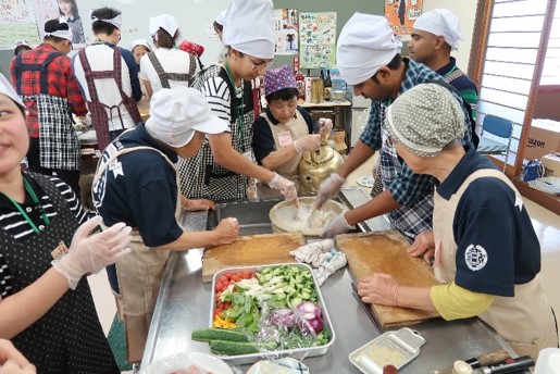 県内の地域と連携した、留学生と地元住民の交流および実践活動（国際センター）