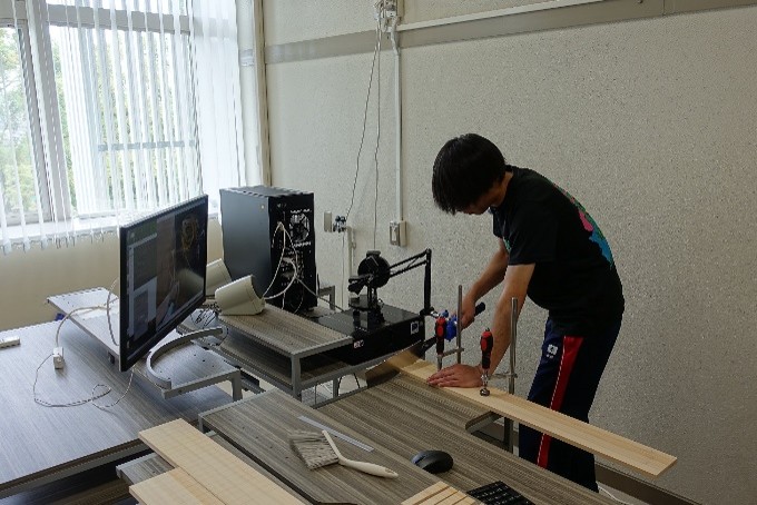 ed-10_ 力覚等を用いた疑似体験による木材加工技能の獲得