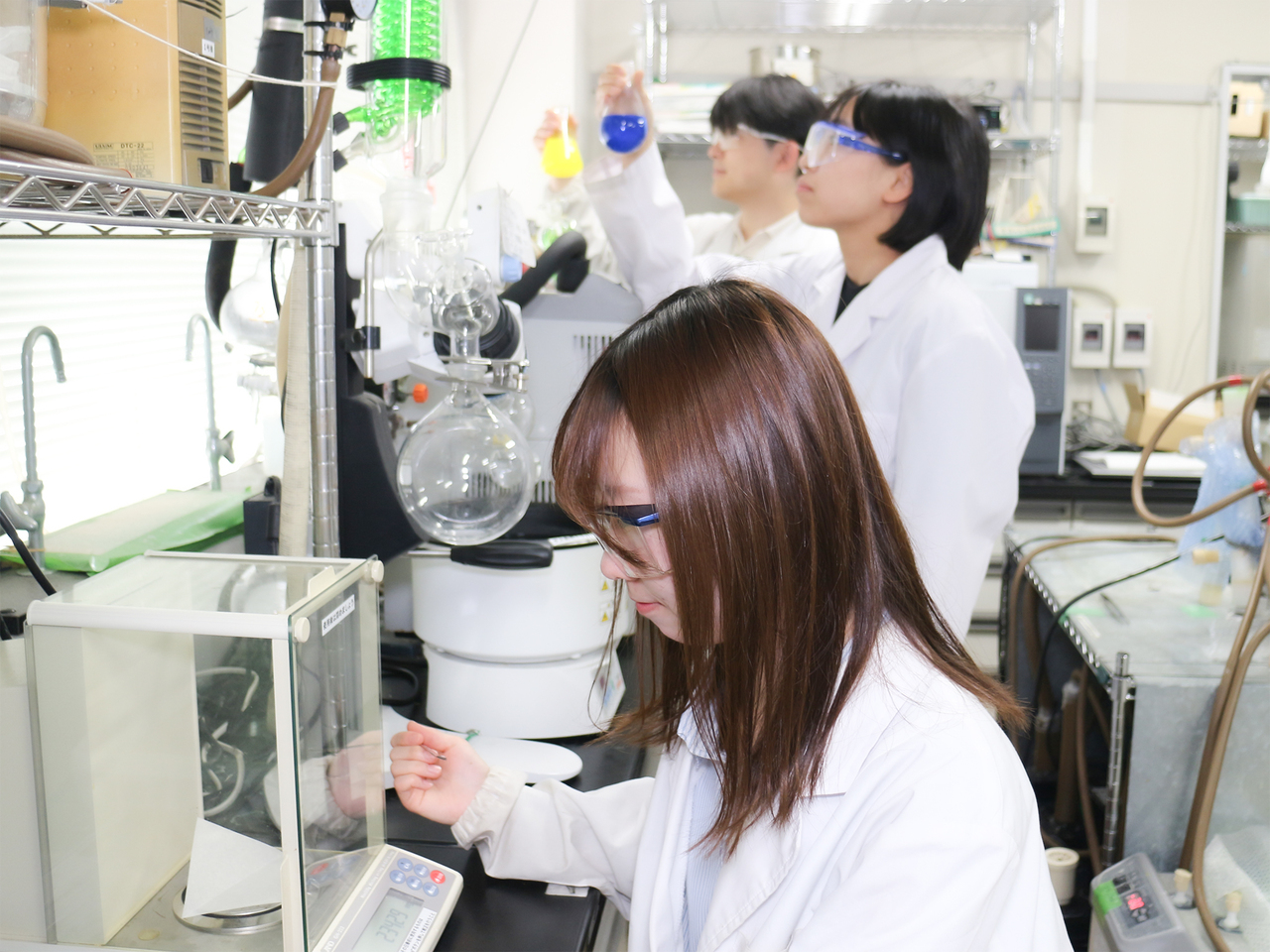 持続可能なグリーン物質変換・国土強靭化インフラマテリアルの開発：総合理工学部　教授　飯田 拡基